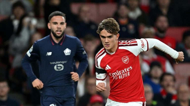 Calvin Verdonk debut di Liga Champions UEFA